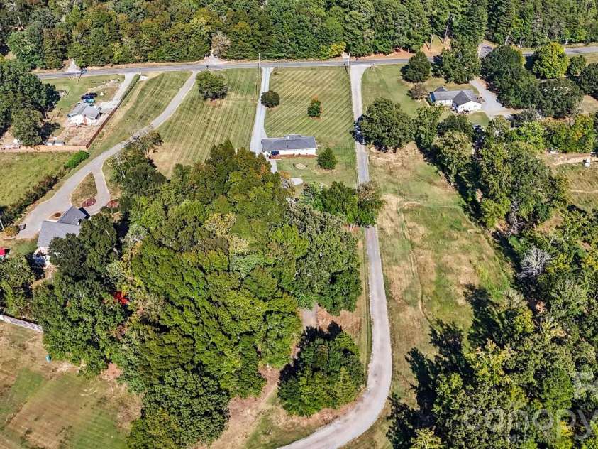 540 Harvell Drive, Concord, NC 28025.  MLS# CAR4426194, YatesRealty ID 51783. 