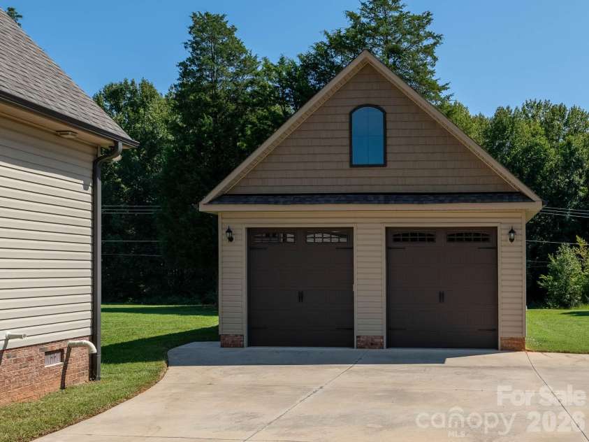 2305 Upper Palmer Road, Salisbury, NC 28146.  MLS# CAR4424453, YatesRealty ID 51787. 