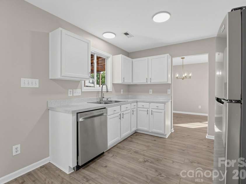 3027 Hawick Commons Drive, Concord, NC 28027.  MLS# CAR4426324, YatesRealty ID 51789. 