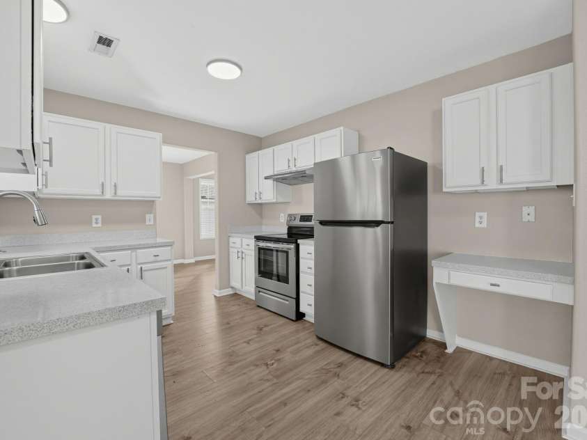 3027 Hawick Commons Drive, Concord, NC 28027.  MLS# CAR4426324, YatesRealty ID 51789. 