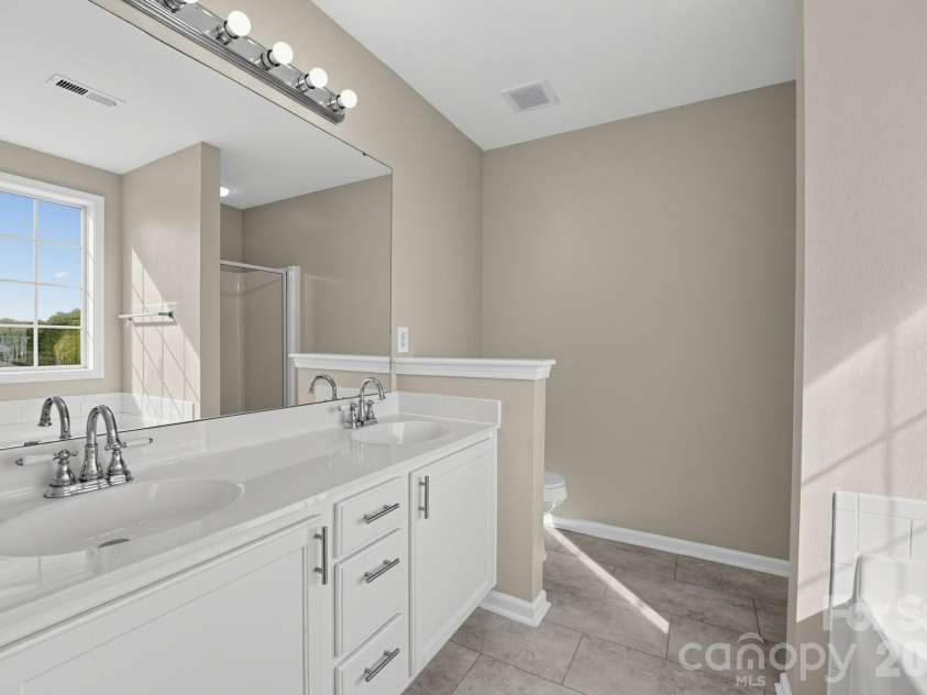 3027 Hawick Commons Drive, Concord, NC 28027.  MLS# CAR4426324, YatesRealty ID 51789. 