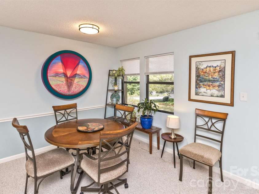 3001 Saint Augustine Place, Asheville, NC 28805.  MLS# CAR4424011, YatesRealty ID 51790. Dining Room
