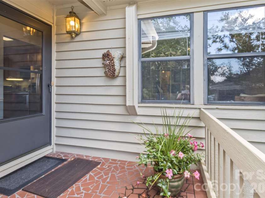 3001 Saint Augustine Place, Asheville, NC 28805.  MLS# CAR4424011, YatesRealty ID 51790. Front porch