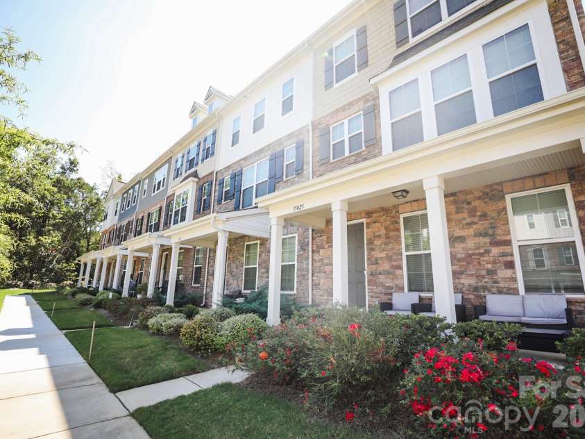 15025 Camus Court, Mint Hill, NC 28227.  MLS# CAR4426343, YatesRealty ID 51793. 
