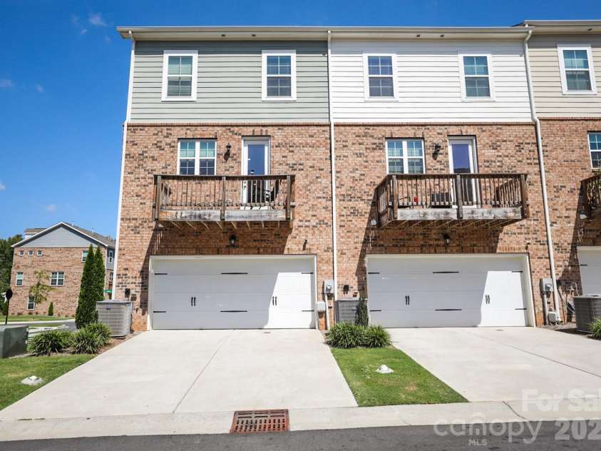 15025 Camus Court, Mint Hill, NC 28227.  MLS# CAR4426343, YatesRealty ID 51793. 