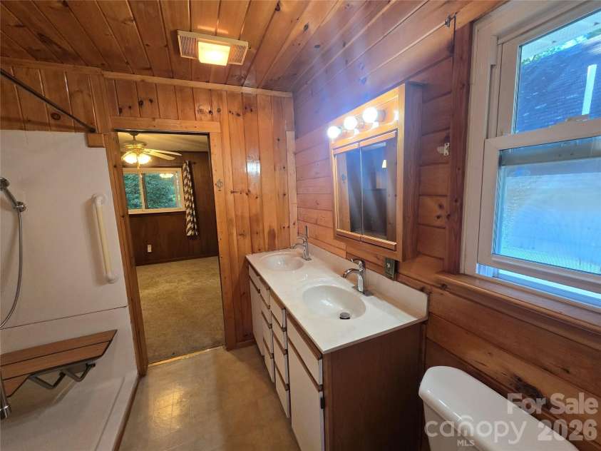 159 Hubert Street, Newland, NC 28657.  MLS# CAR4426333, YatesRealty ID 51794. 