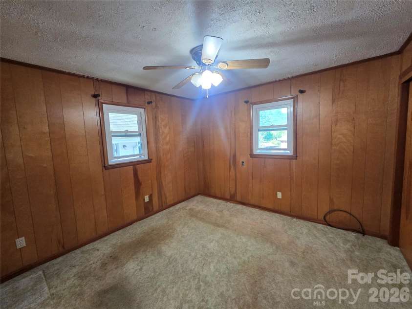 159 Hubert Street, Newland, NC 28657.  MLS# CAR4426333, YatesRealty ID 51794. 