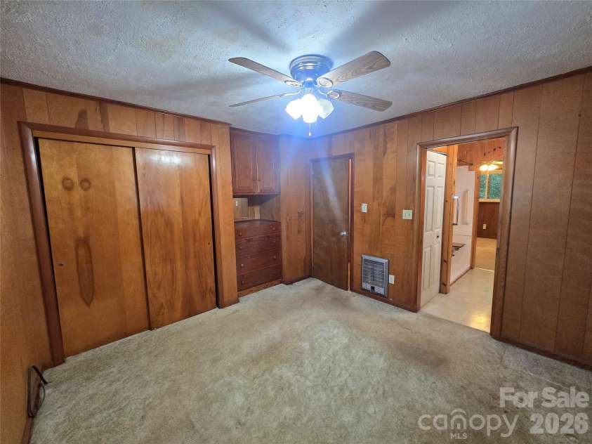 159 Hubert Street, Newland, NC 28657.  MLS# CAR4426333, YatesRealty ID 51794. 