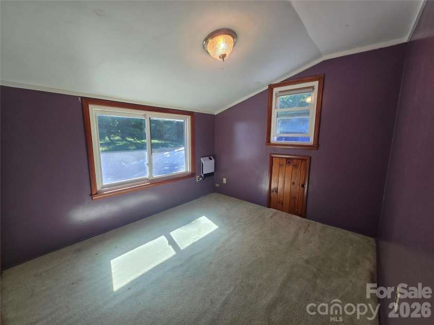 159 Hubert Street, Newland, NC 28657.  MLS# CAR4426333, YatesRealty ID 51794. 