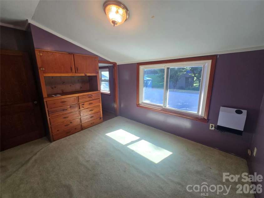 159 Hubert Street, Newland, NC 28657.  MLS# CAR4426333, YatesRealty ID 51794. 