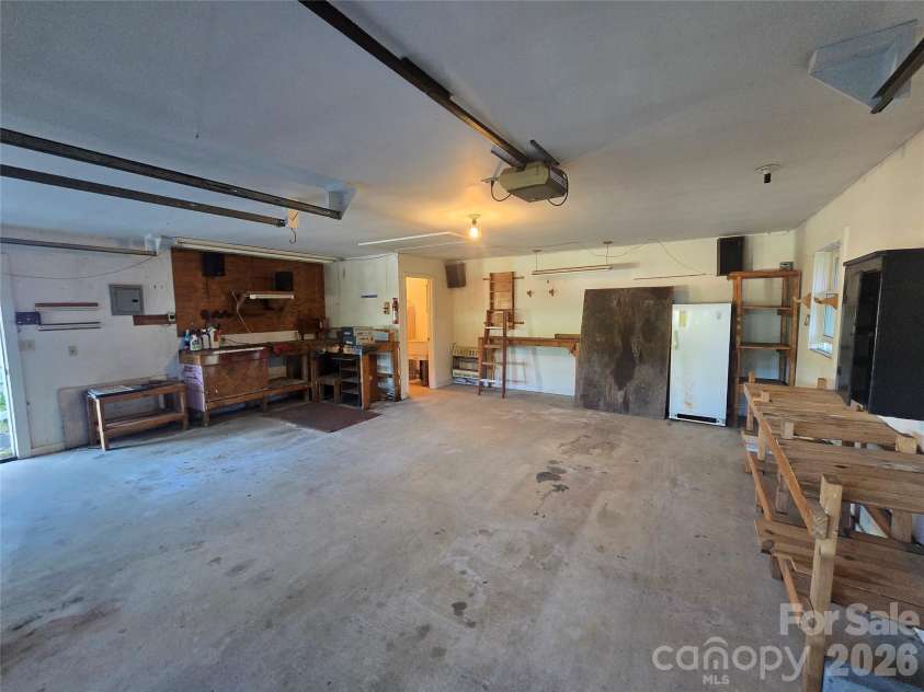 159 Hubert Street, Newland, NC 28657.  MLS# CAR4426333, YatesRealty ID 51794. 