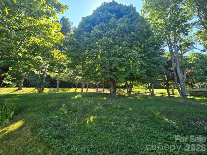 159 Hubert Street, Newland, NC 28657.  MLS# CAR4426333, YatesRealty ID 51794. 