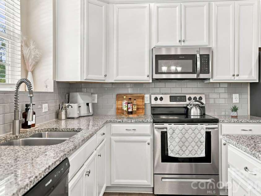 510 Dorman Street, Belmont, NC 28012.  MLS# CAR4422613, YatesRealty ID 51796. 