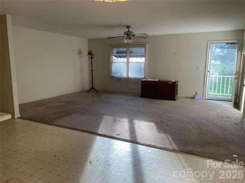 6630 Stevens Mill Road, Matthews, NC 28104.  MLS# CAR4403202, YatesRealty ID 51797. 