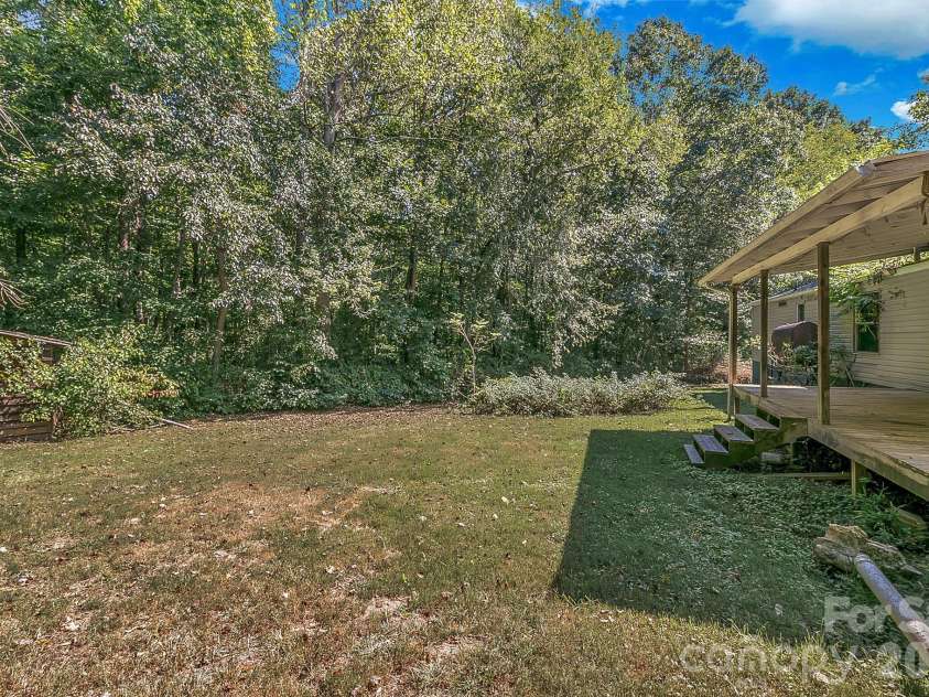 17 Blackberry Lane, Candler, NC 28715.  MLS# CAR4424424, YatesRealty ID 51798. 