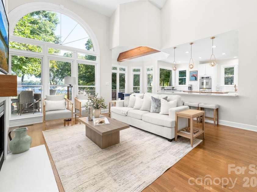 20019 Chapel Point Lane, Cornelius, NC 28031.  MLS# CAR4426213, YatesRealty ID 51799. 