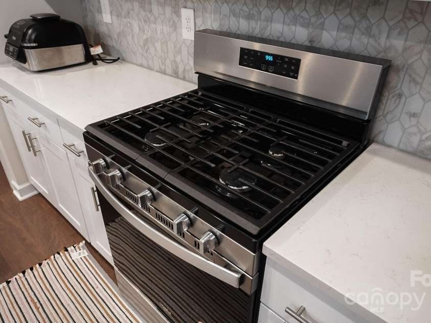 486 Olympia Way, York, SC 29745.  MLS# CAR4326313, YatesRealty ID 518. 