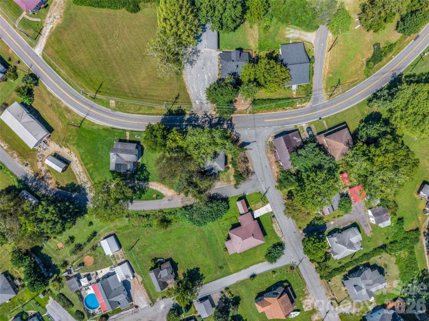 795 Tate Street, Marion, NC 28752.  MLS# CAR4426347, YatesRealty ID 51801. 