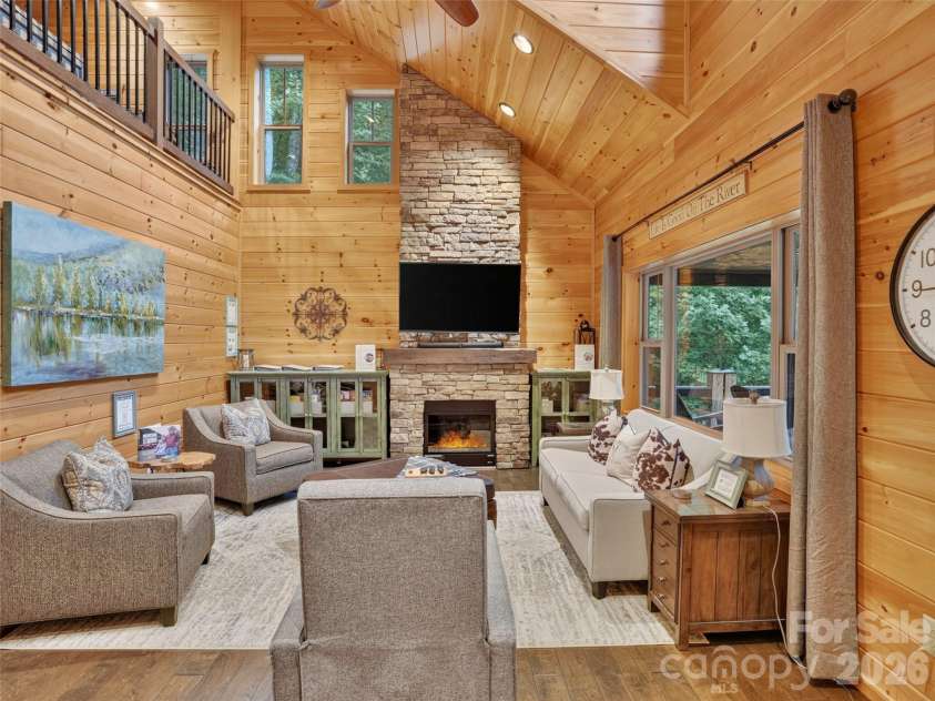 3050 Green River Cove Road, Saluda, NC 28773.  MLS# CAR4422760, YatesRealty ID 51804. 