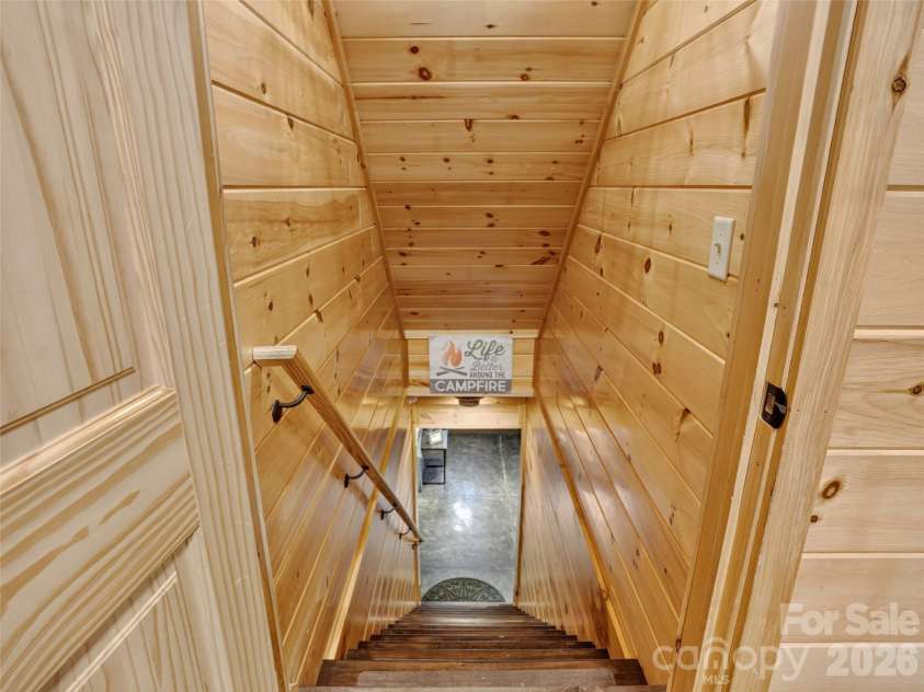 3050 Green River Cove Road, Saluda, NC 28773.  MLS# CAR4422760, YatesRealty ID 51804. 