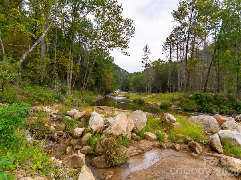 3050 Green River Cove Road, Saluda, NC 28773.  MLS# CAR4422760, YatesRealty ID 51804. 