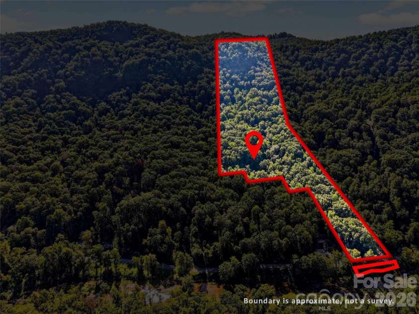 3050 Green River Cove Road, Saluda, NC 28773.  MLS# CAR4422760, YatesRealty ID 51804. 