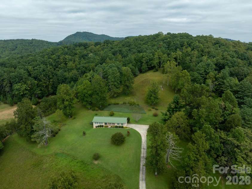 2112 Brittian Lane, Lenoir, NC 28645.  MLS# CAR4395172, YatesRealty ID 51805. 