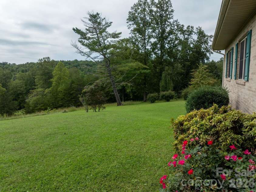 2112 Brittian Lane, Lenoir, NC 28645.  MLS# CAR4395172, YatesRealty ID 51805. 
