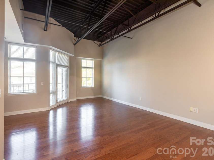 3920 Sharon Road, Charlotte, NC 28211.  MLS# CAR4399191, YatesRealty ID 5181. 