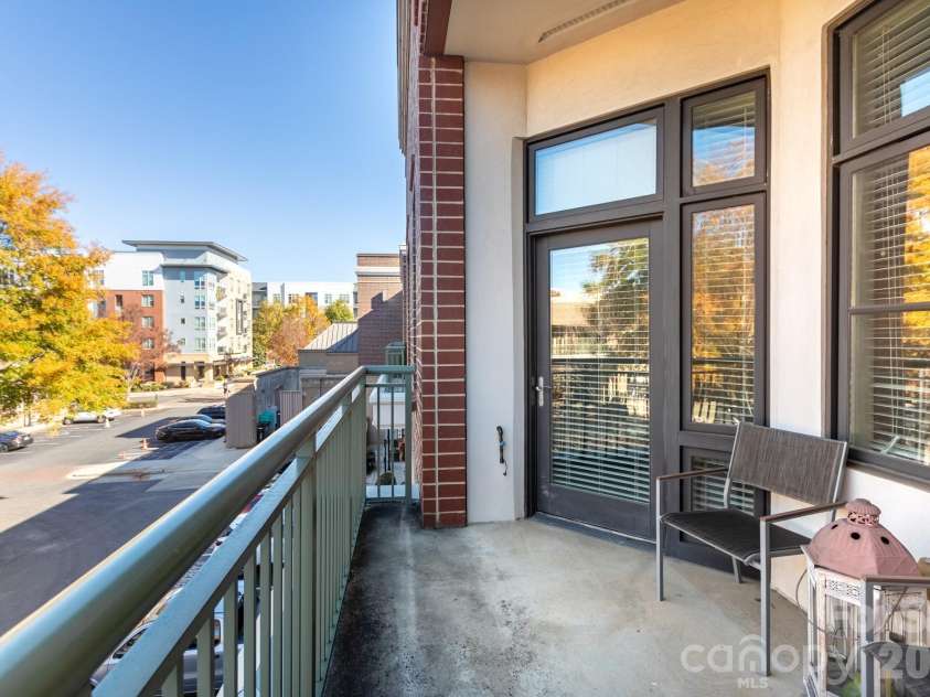 3920 Sharon Road, Charlotte, NC 28211.  MLS# CAR4399191, YatesRealty ID 5181. 