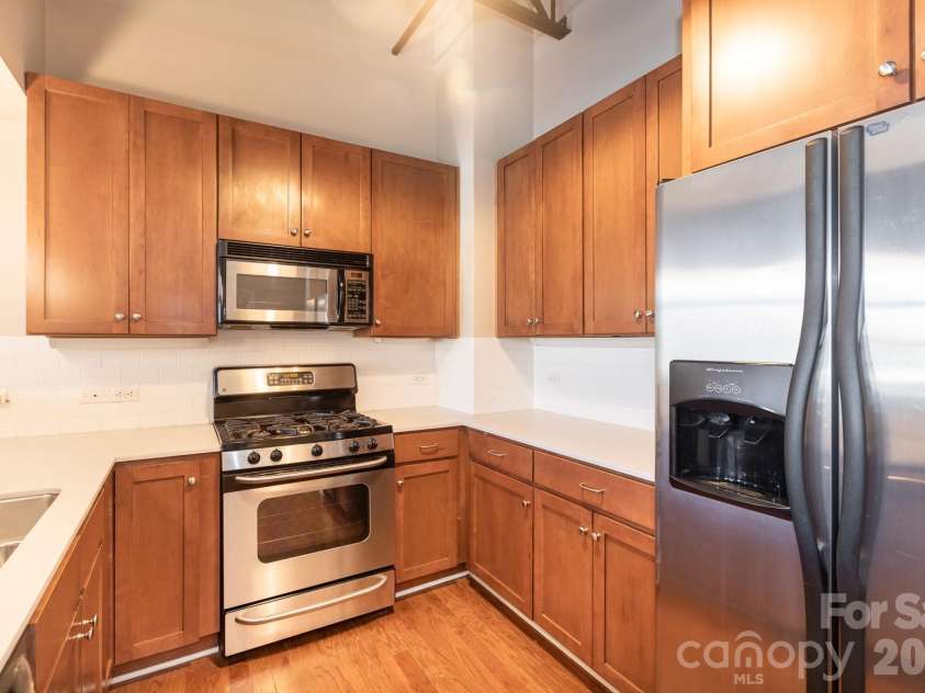 3920 Sharon Road, Charlotte, NC 28211.  MLS# CAR4399191, YatesRealty ID 5181. 