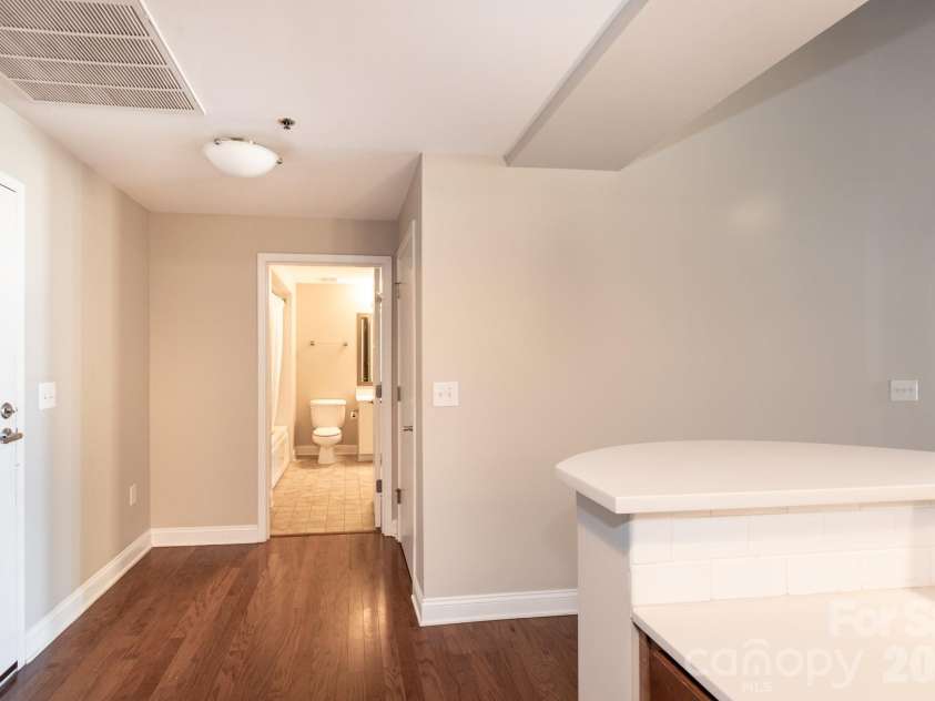 3920 Sharon Road, Charlotte, NC 28211.  MLS# CAR4399191, YatesRealty ID 5181. 