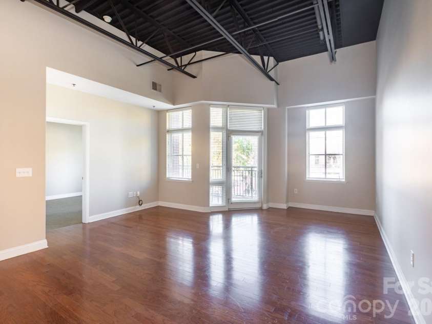 3920 Sharon Road, Charlotte, NC 28211.  MLS# CAR4399191, YatesRealty ID 5181. 
