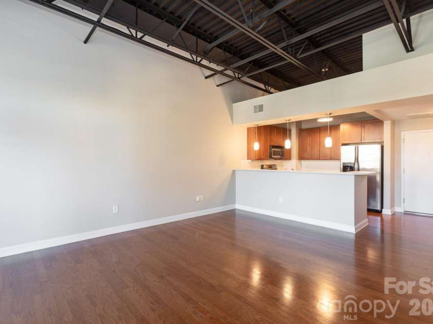 3920 Sharon Road, Charlotte, NC 28211.  MLS# CAR4399191, YatesRealty ID 5181. 