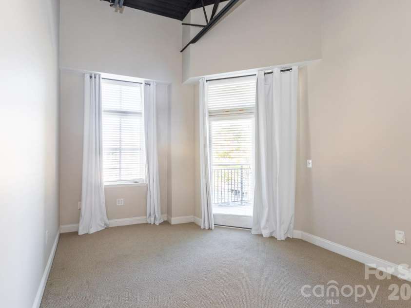 3920 Sharon Road, Charlotte, NC 28211.  MLS# CAR4399191, YatesRealty ID 5181. 