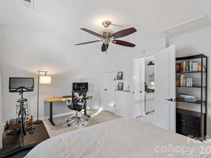 8331 Trail View Drive, Charlotte, NC 28226.  MLS# CAR4418749, YatesRealty ID 51810. 3rd bedroom on upper level