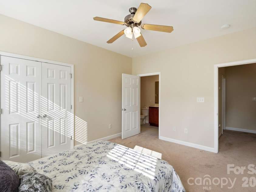 108 St Vincent Place, Mount Holly, NC 28120.  MLS# CAR4425814, YatesRealty ID 51812. 