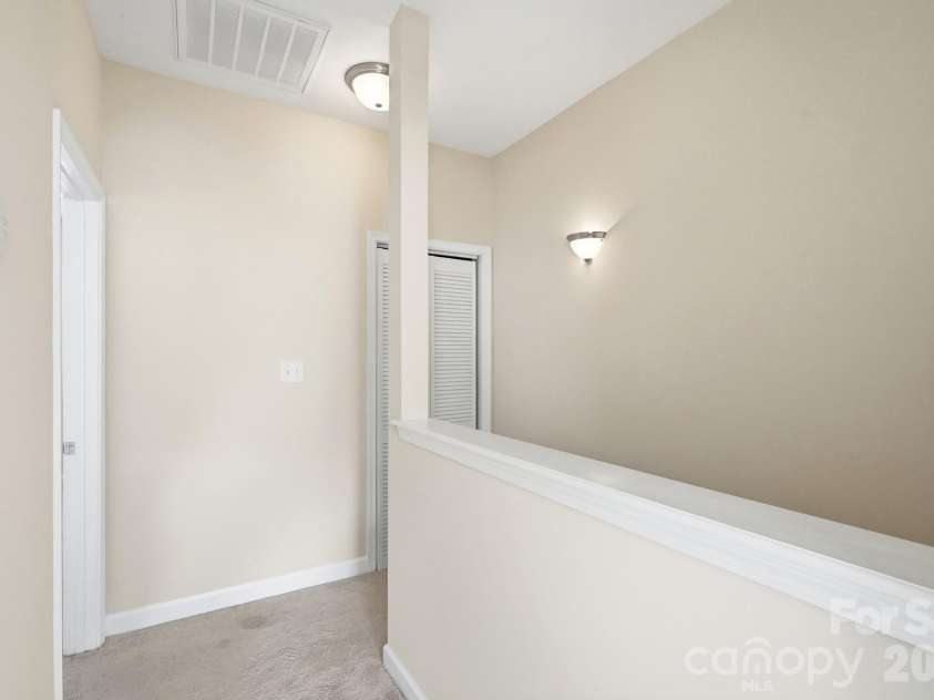 108 St Vincent Place, Mount Holly, NC 28120.  MLS# CAR4425814, YatesRealty ID 51812. Upper Landing