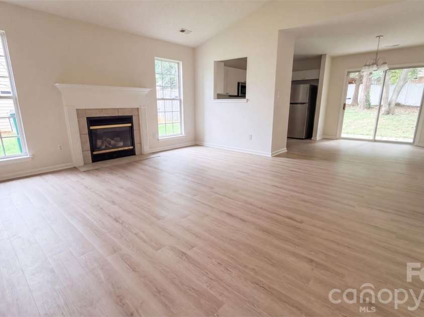 5006 Elizabeth Road, Charlotte, NC 28269.  MLS# CAR4426373, YatesRealty ID 51813. 