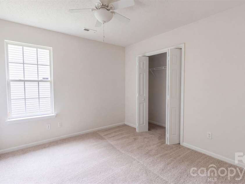 5006 Elizabeth Road, Charlotte, NC 28269.  MLS# CAR4426373, YatesRealty ID 51813. 