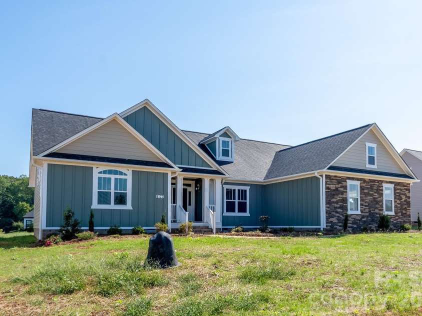 1177 Stonegate Drive, Salisbury, NC 28147.  MLS# CAR4426364, YatesRealty ID 51815. 