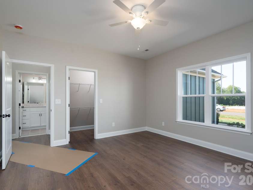 1177 Stonegate Drive, Salisbury, NC 28147.  MLS# CAR4426364, YatesRealty ID 51815. 