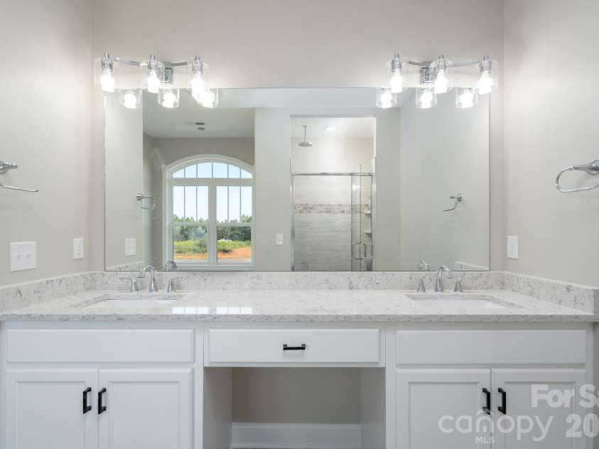 1177 Stonegate Drive, Salisbury, NC 28147.  MLS# CAR4426364, YatesRealty ID 51815. 