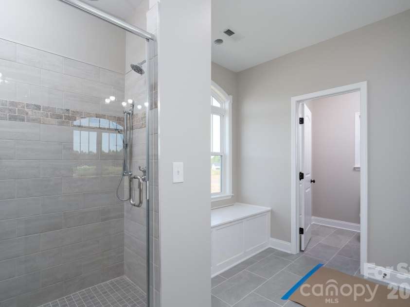 1177 Stonegate Drive, Salisbury, NC 28147.  MLS# CAR4426364, YatesRealty ID 51815. 