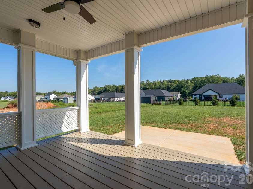 1177 Stonegate Drive, Salisbury, NC 28147.  MLS# CAR4426364, YatesRealty ID 51815. 