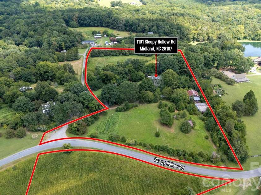 1101 Sleepy Hollow Road, Midland, NC 28107.  MLS# CAR4425995, YatesRealty ID 51816. 