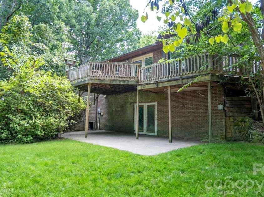 1101 Sleepy Hollow Road, Midland, NC 28107.  MLS# CAR4425995, YatesRealty ID 51816. 