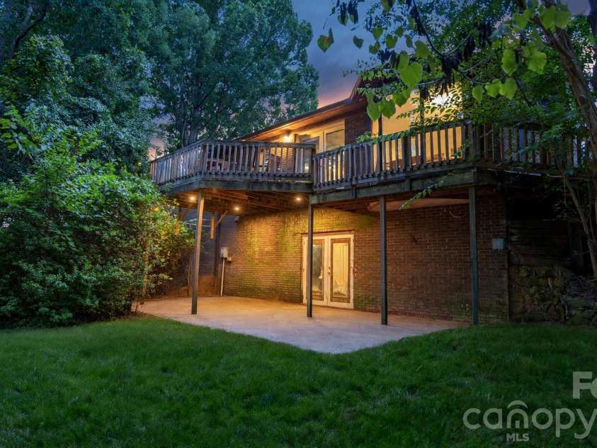 1101 Sleepy Hollow Road, Midland, NC 28107.  MLS# CAR4425995, YatesRealty ID 51816. 