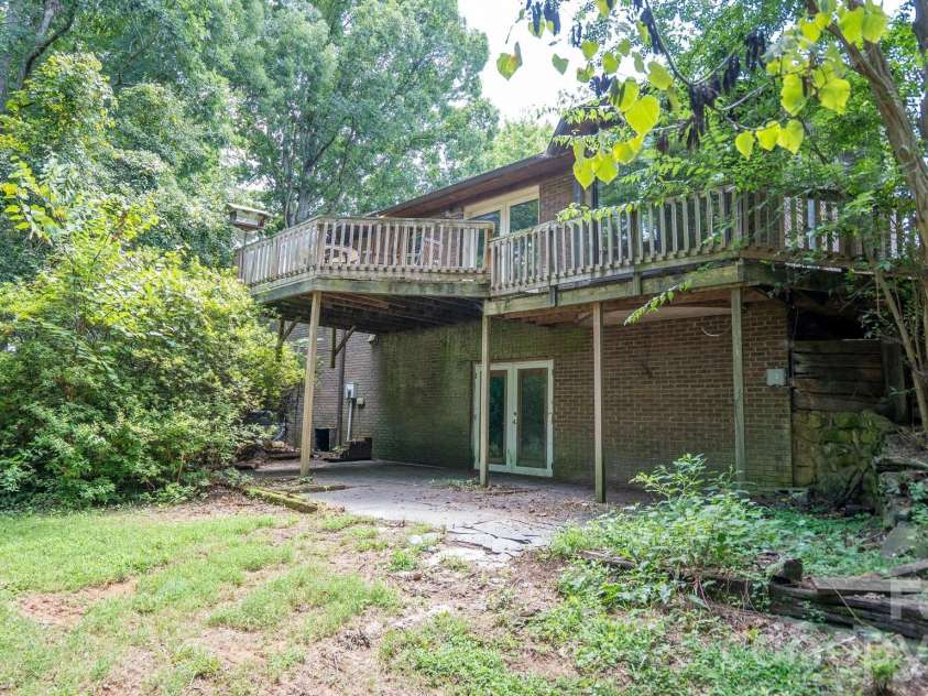 1101 Sleepy Hollow Road, Midland, NC 28107.  MLS# CAR4425995, YatesRealty ID 51816. 