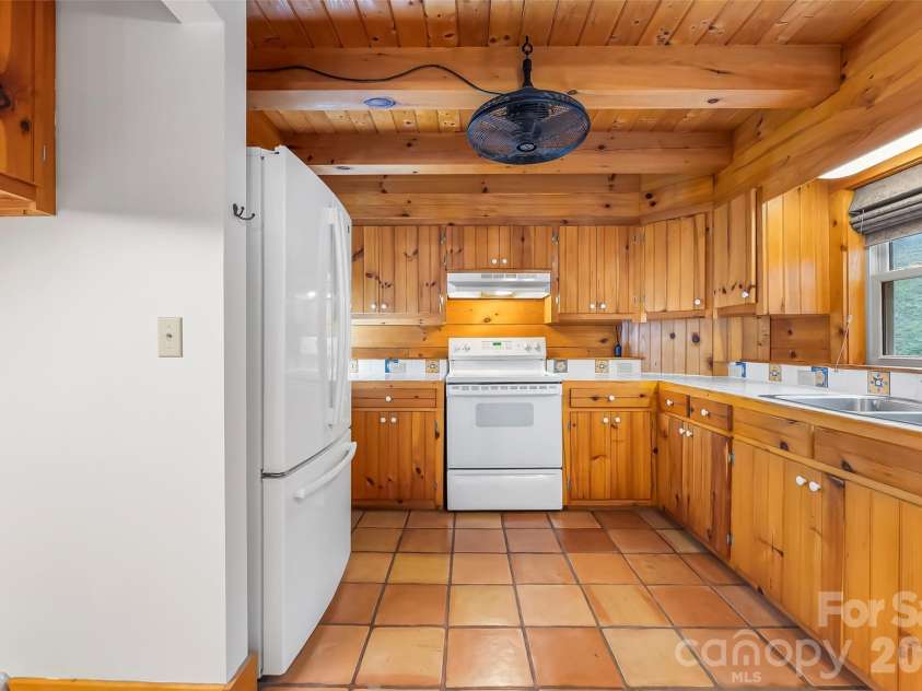 314 Old Mill Road, Nebo, NC 28761.  MLS# CAR4425232, YatesRealty ID 51817. 